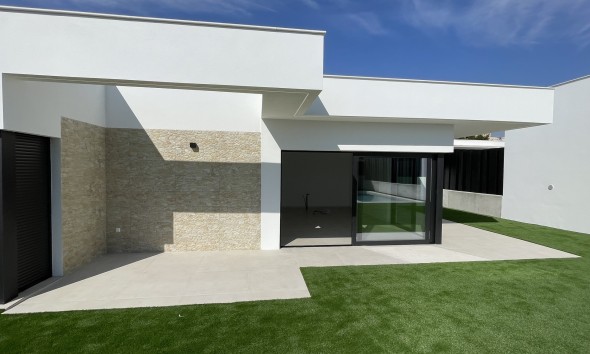 Neue Gebäude - Einfamilienhaus - Molina de Segura