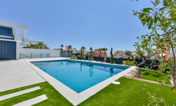 Obra nueva - Villa / Chalet - Finestrat