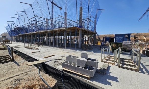 Obra nueva - Villa / Chalet - Torre de la Horadada