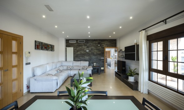 Nouvelle construction - Villa / Jumelée - Jerónimo y Avileses