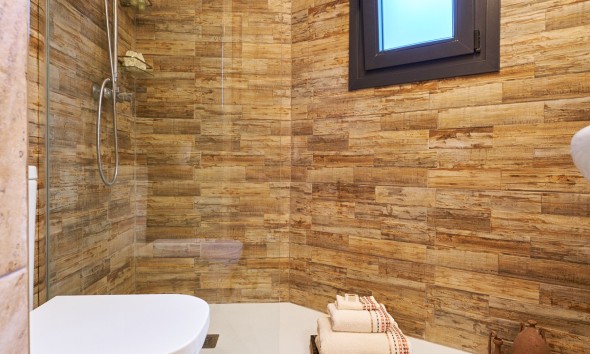 Resale - Villa / Semi-detached Villa - Turre