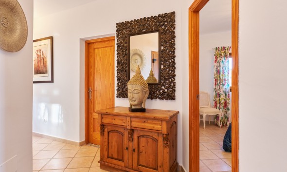 Resale - Villa / Semi-detached Villa - Turre