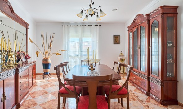 Revente - Maison mitoyenne - Turre