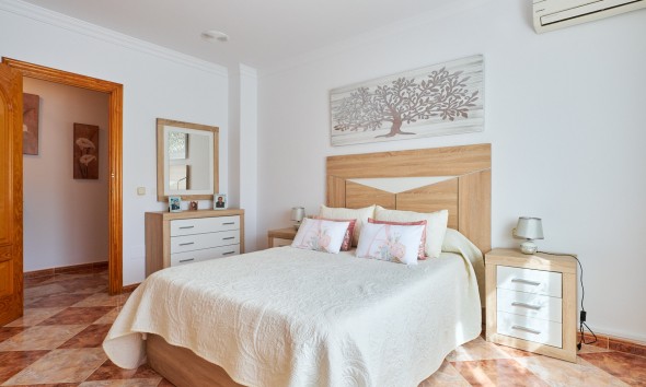 Revente - Maison mitoyenne - Turre