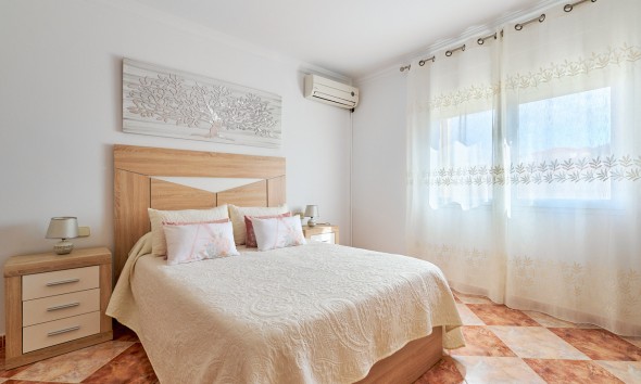 Revente - Maison mitoyenne - Turre