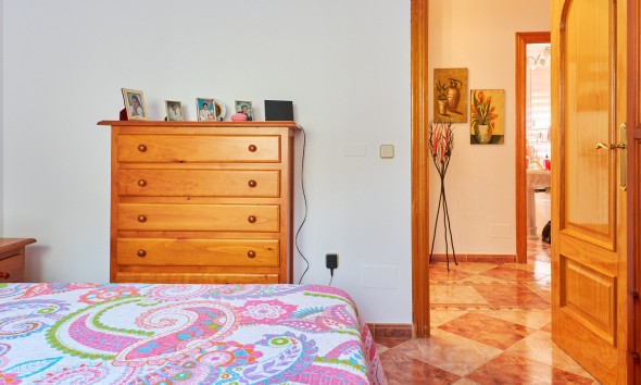 Revente - Maison mitoyenne - Turre