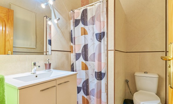 Revente - Maison mitoyenne - Turre