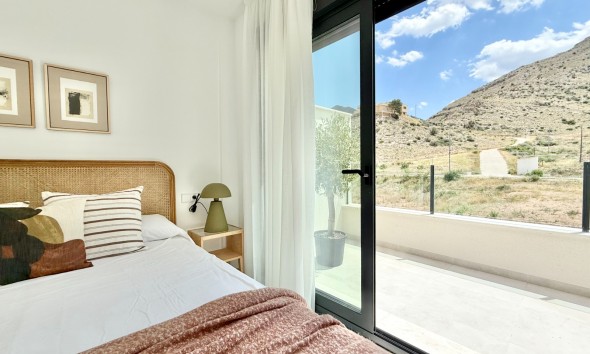 Neue Gebäude - Hoch gelegener Bungalow - Cox