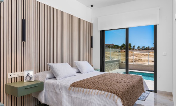 Obra nueva - Unifamiliar - La Finca Golf