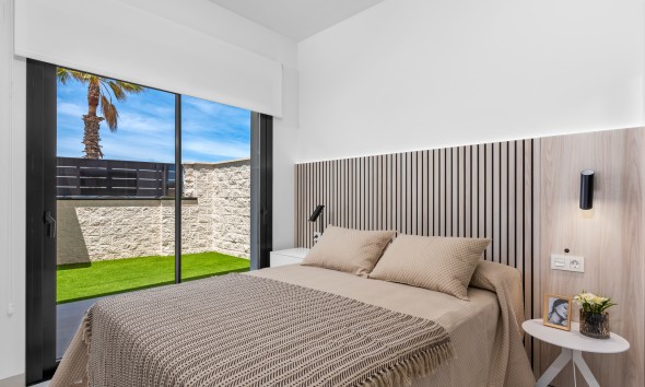 Obra nueva - Unifamiliar - La Finca Golf