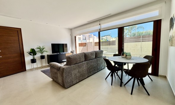 Obra nueva - Unifamiliar - Benijófar