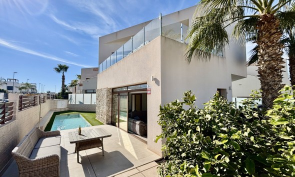 Obra nueva - Unifamiliar - Benijófar