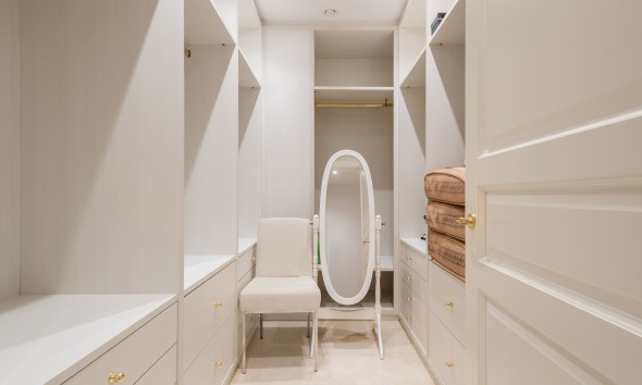 Obra nueva - Villa / Chalet - Estepona