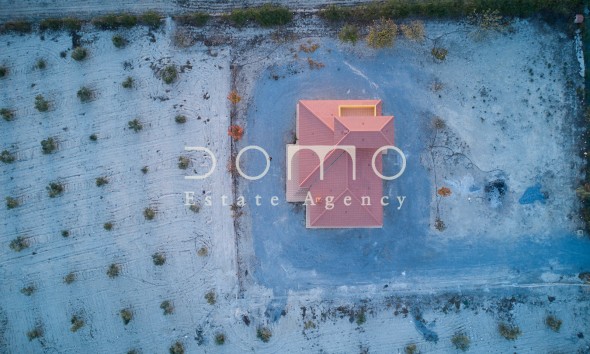 Long Term Rental - Villa / Semi-detached Villa - Tijola