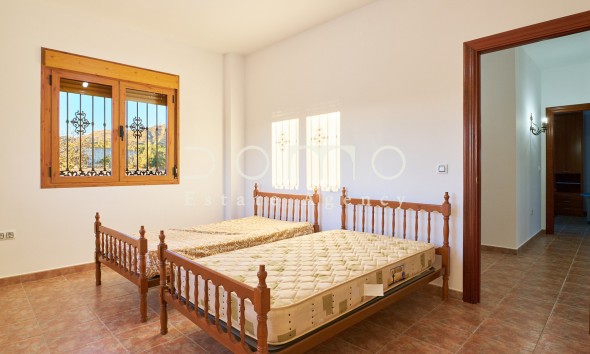 Long Term Rental - Villa / Semi-detached Villa - Tijola