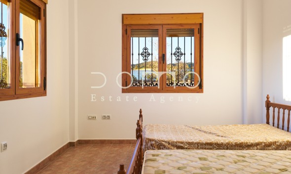 Long Term Rental - Villa / Semi-detached Villa - Tijola