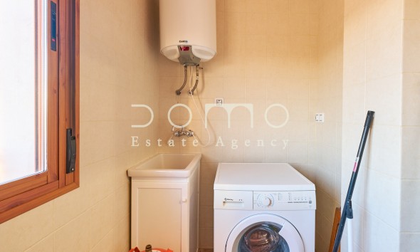 Long Term Rental - Villa / Semi-detached Villa - Tijola