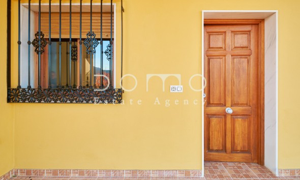 Long Term Rental - Villa / Semi-detached Villa - Tijola