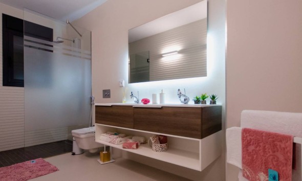 Obra nueva - Villa / Chalet - Orihuela