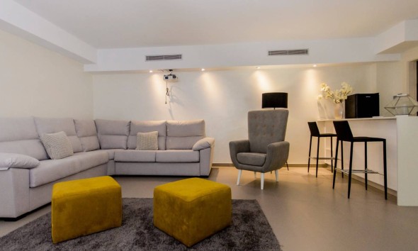 Obra nueva - Villa / Chalet - Orihuela