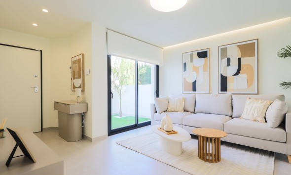 Neue Gebäude - Villa / Doppelhaushälfte - Orihuela Costa