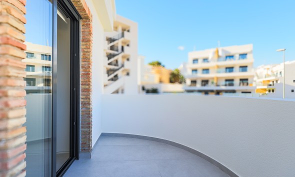 Neue Gebäude - Villa / Doppelhaushälfte - Orihuela Costa