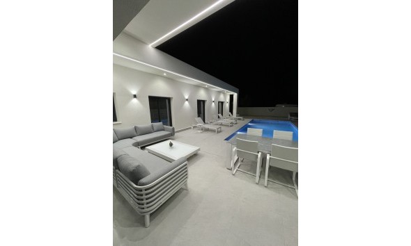 Obra nueva - Unifamiliar - la Romana