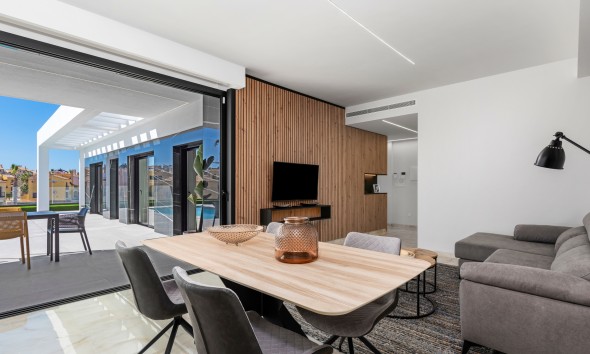 Obra nueva - Unifamiliar - La Finca Golf