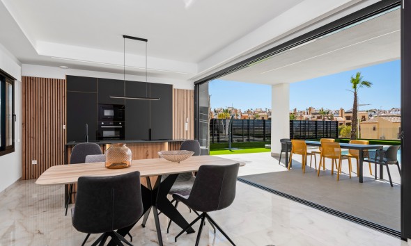 Obra nueva - Unifamiliar - La Finca Golf