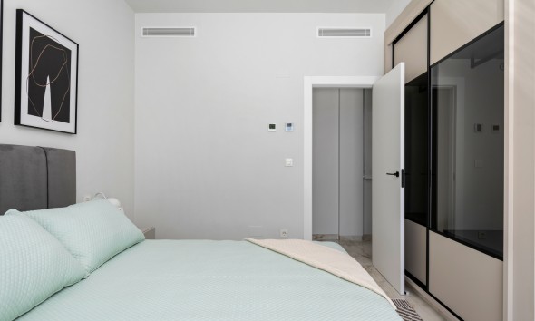 Obra nueva - Unifamiliar - La Finca Golf