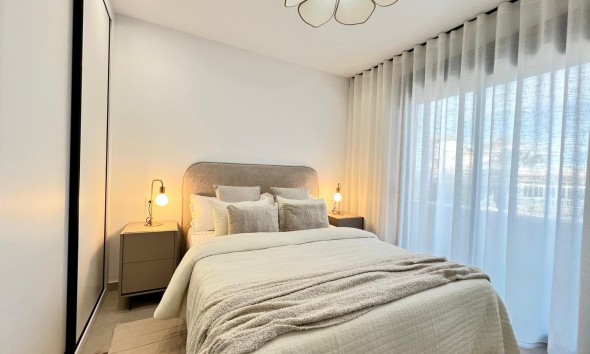 Neue Gebäude - terraced - Benferri