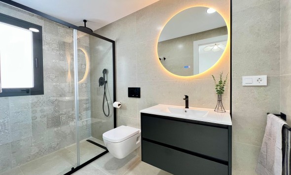 Neue Gebäude - terraced - Benferri