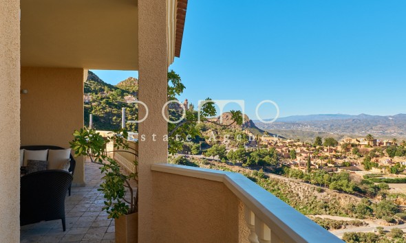 Resale - Villa / Semi-detached Villa - Turre - Sierra Cabrera