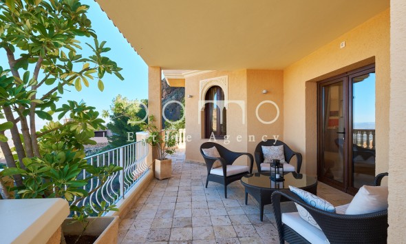 Resale - Villa / Semi-detached Villa - Turre - Sierra Cabrera