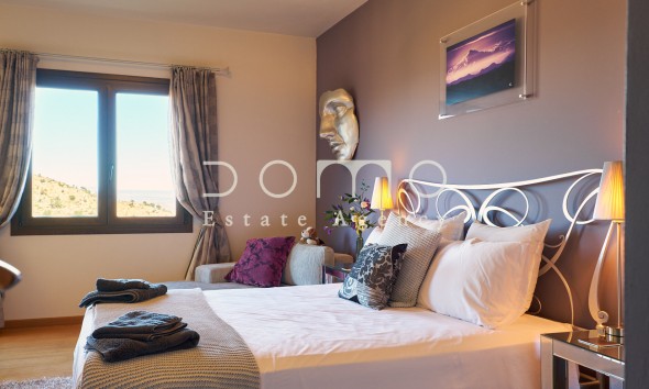 Resale - Villa / Semi-detached Villa - Turre - Sierra Cabrera