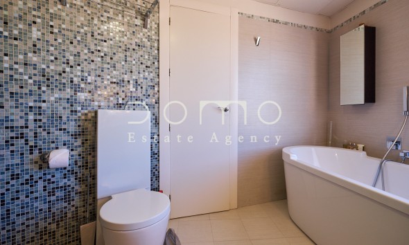 Resale - Villa / Semi-detached Villa - Turre - Sierra Cabrera