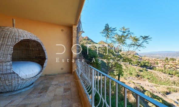 Resale - Villa / Semi-detached Villa - Turre - Sierra Cabrera