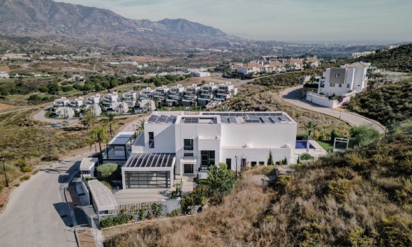 New Build - Villa / Semi-detached Villa - Mijas