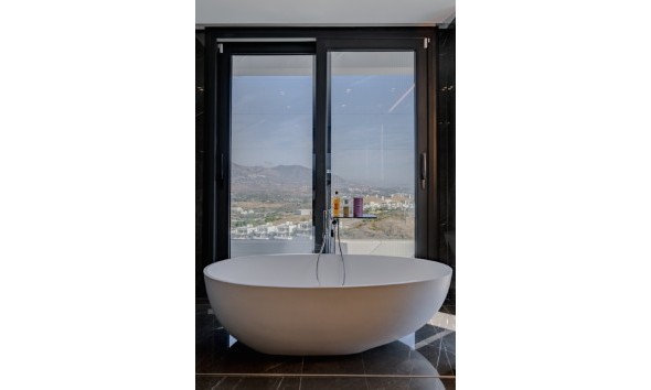 New Build - Villa / Semi-detached Villa - Mijas