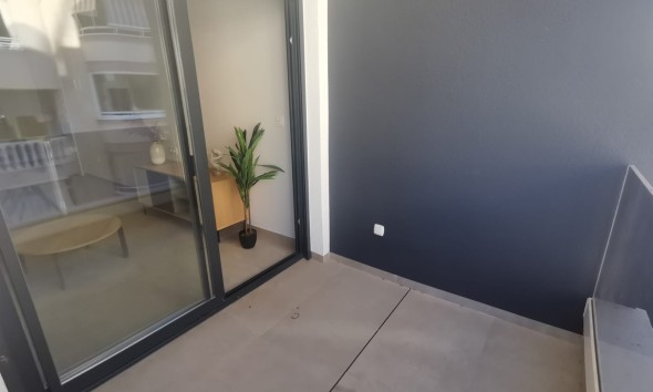 Obra nueva - Apartamento / piso - Torrevieja