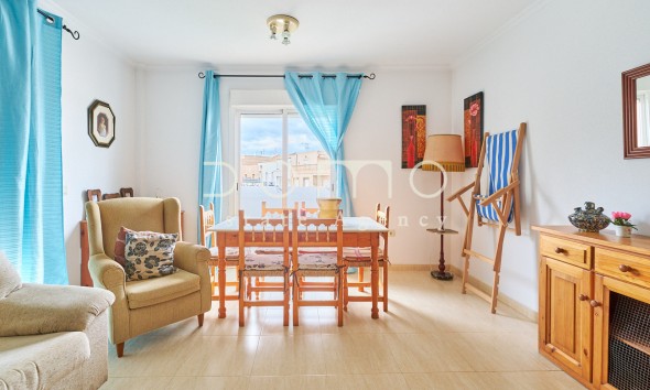 Resale - Apartment / flat - Turre