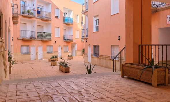 Resale - Apartment / flat - Turre