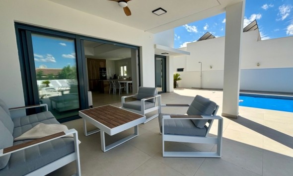 Nouvelle construction - Maison individuelle - Rojales