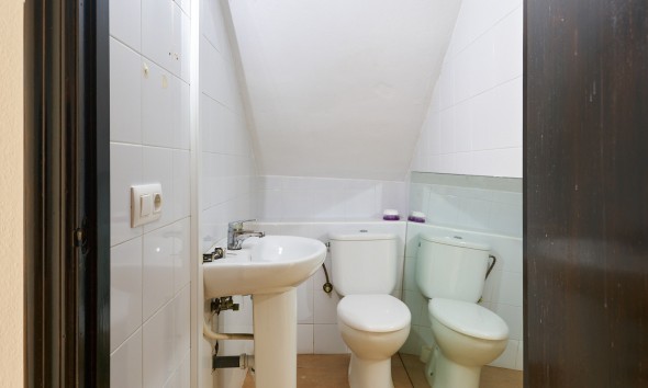 Long Term Rental - Commercial - Vera