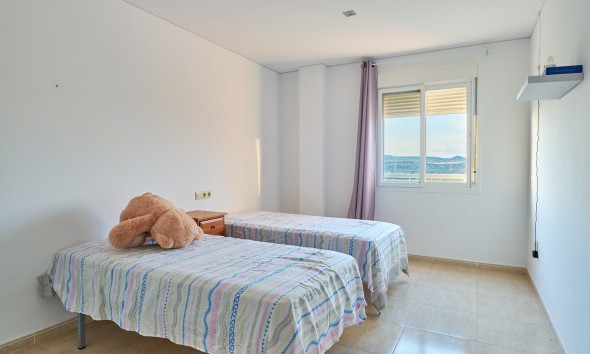 Resale - Apartment / flat - Turre