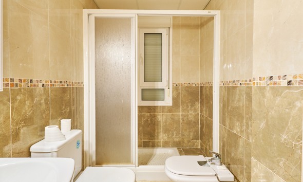 Resale - Apartment / flat - Turre