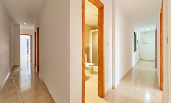 Resale - Apartment / flat - Turre