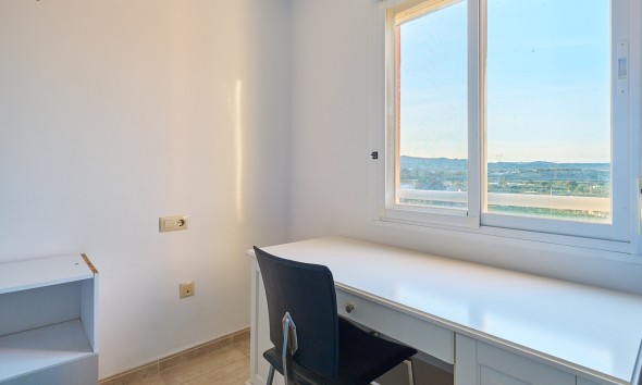 Resale - Apartment / flat - Turre
