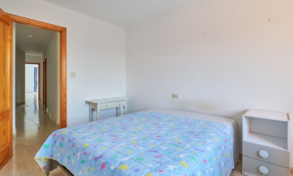 Resale - Apartment / flat - Turre