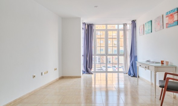 Resale - Apartment / flat - Turre